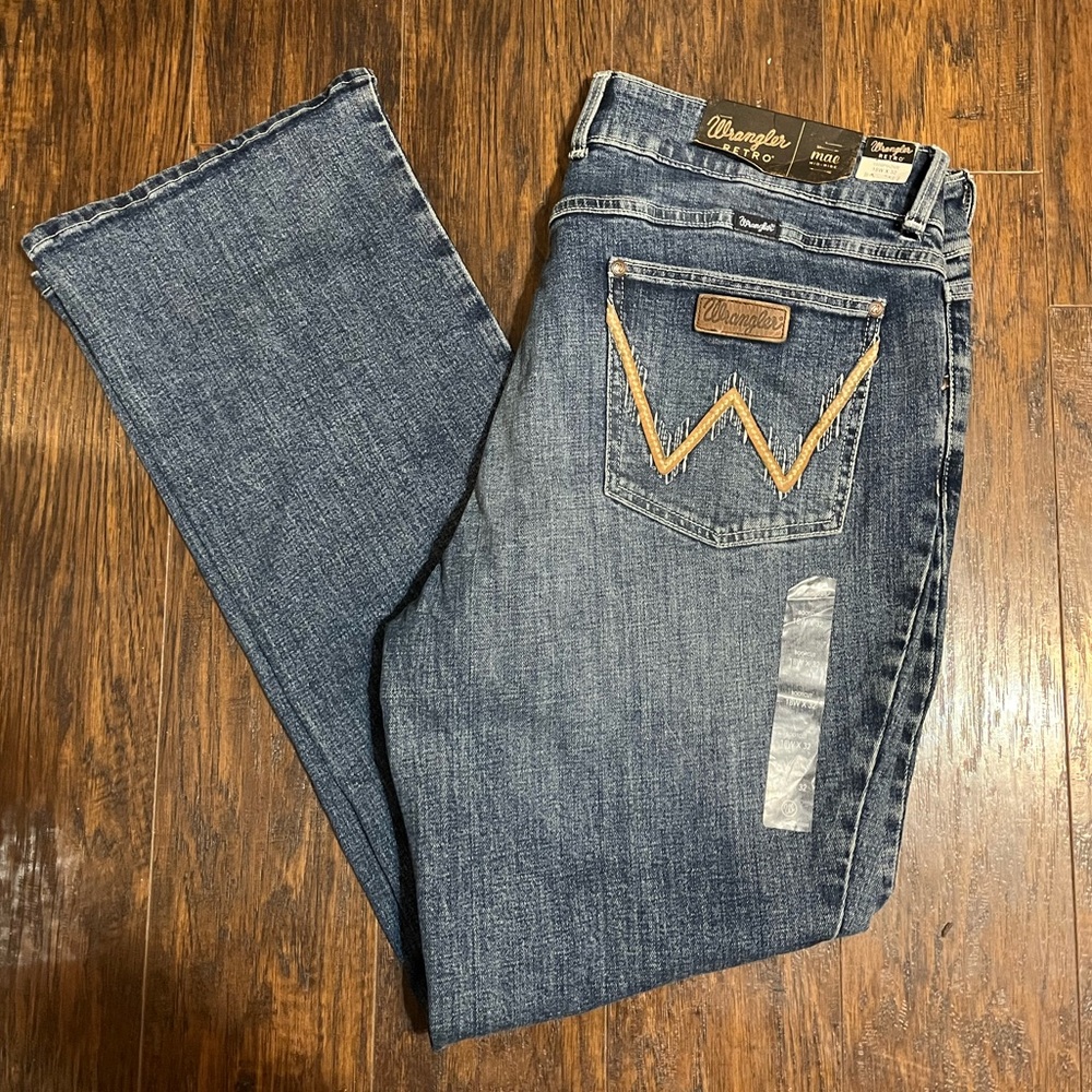 Wrangler Retro Mae - Mid-Rise, Bootcut Jeans